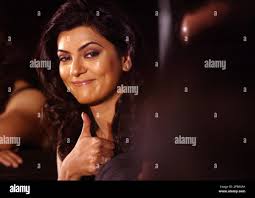Bollywood actress Sushmita Sen gestures at an event in New Delhi, India,  Saturday, Aug. 4, 2007. (AP PhotoMustafa Quraishi Stock Photo - Alamy