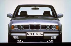 The bmw e34 is the third generation of the bmw 5 series, which was produced from november 2, 1987 until 1996. Modellbeschreibung Zum Bmw 5er E34