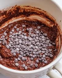 Fiecare ciocolatier din lista national geographic produce ciocolata care se topeste in gura, fie ea ciocolata neagra, bomboane cu lichior, praline, fructe in. Cupcakes Cu Ciocolata Si Vanilie Reteta Keto Blondelish Com