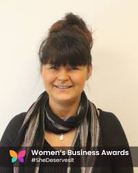 Angela C De Souza (@angelaheika)