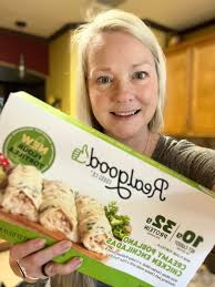 What are some cool places with great food near Good Sam hospital?