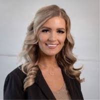 Amy Harshbarger's Instagram, Twitter & Facebook