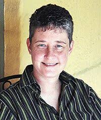 How All Politics Became Reproductive Politics: From Welfare Reform to  Foreclosure to Trump (Volume 2) (Reproductive Justice: A New Vision for the  21st Century): Briggs, Laura: 9780520281912: Amazon.com: Books