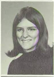 Diane Murrell's Instagram, Twitter & Facebook