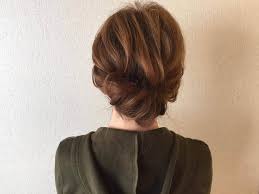 まとめこなれ感たっぷりアップスタイルのヘアアレンジ