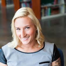 Lindsay Deacon's Instagram, Twitter & Facebook