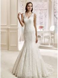 Letra:quando il cielo si fa scuroe la notte cade giùcome intonaco dai murici si trova in compagniasotto i portici del centroalle uscite del metròper. Abito Da Sposa A Sirena Di Pizzo A V Con Spalline E Scollo Interno A Cuore