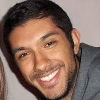 100+ perfis com “Dereck”