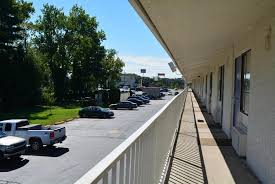 Join ladders to find the latest available jobs and get noticed by over 90,000 recruiters looking to hire in chicopee, ma. Motel 6 Chicopee Ma Springfield Chicopee Updated 2021 Prices