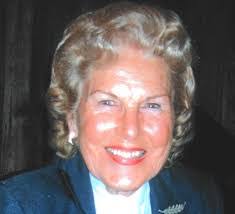 Doris Roe's Instagram, Twitter & Facebook