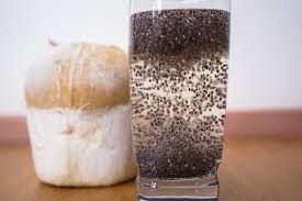 Chia seed atau dalam bahasa melayu digelar sebagai biji chia, merupakan sejenis tumbuhan berbunga yang tergolong dalam keluarga pudina. Nak Makan Chia Seed Di Bulan Puasa Tak Ada Masalah Tapi Pastikan Ikut Sukatan Yang Betul Mingguan Wanita