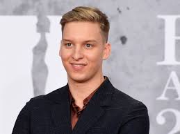 Irish singer george murphy has become a viral hit as a video from a performance in cork has reached over 36,000 views on facebook. George Ezra Reportedly Forced To Pay Out Royalties After Irish Singer Accuses Him Of Copying Shotgun The Independent The Independent