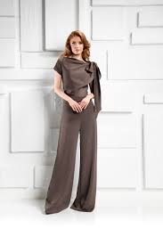 Kevan retailer Jon Loren Dress