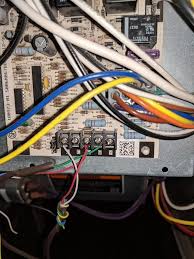The thermostat monitors the internal temperature inside the rv and will trigger the furnace to turn on if the internal temperature has not met the specified threshold. Turn On Furnace Blower With Temp Sensor Home Improvement Stack Exchange