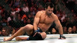 Ex Campeao Do Ufc Luke Rockhold Desiste De Pendurar As Luvas