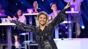 559,299 likes · 25,493 talking about this. Beatrice Egli Frecher Flirt Mit Silbereisen Was Lief Da Beim Schlagerjubilaum News De