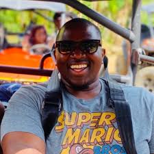 🇺🇲Reporting-Live-From-Puerto-Rico (@Dishoughn)