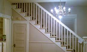 Stair Railing That Ends In The Ceiling Interior Stair Railing Basement Remodeling Interior Stairs