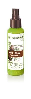 Le sérum sans silicone pour cheveux permet d'exercer des effets lissants brillants et coiffants pour les fibres. Yves Rocher Anti Breakage Fortifying Serum 100 Ml 3 3 Fl Oz Buy Online In Maldives At Maldives Desertcart Com Productid 60793800