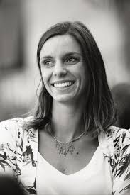 Iris, auteur/autrice sur Esprit insolite