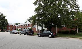 Uncommon raleigh offers luxury studio, 1, 2, 3, 4 & 5 bedroom student apartments in raleigh, nc. Cameron Village Apartments Raleigh Nc Apartments Com
