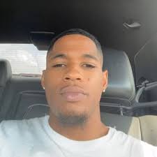 Elliott Sims (@Elionator_)