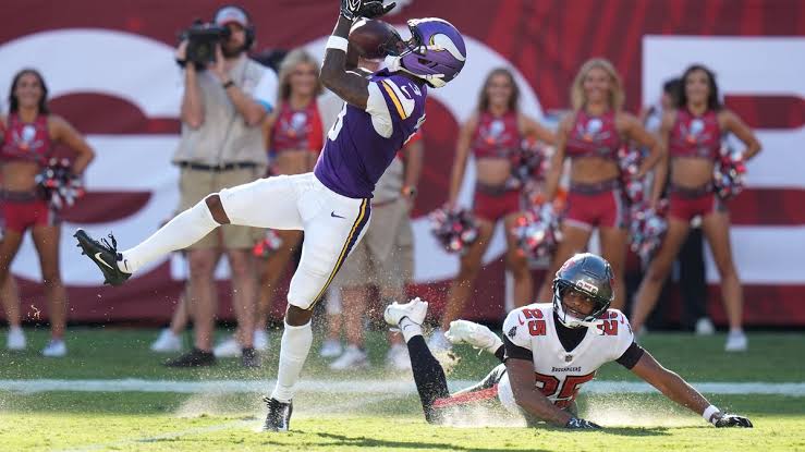 Vikings beat Buccaneers 23-16 but lose Jefferson to injury. Bucs' Mayfield  dislocates thumb :: WRAL.com