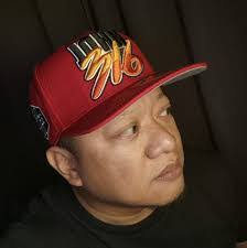 Ronald Monfort's Instagram, Twitter & Facebook