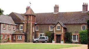 The Stunning 10 Bedroom Anmer Hall On The Queen S Sandringham Estate In England Where Prince William And Kate Sandringham Estate Anmer Hall Sandringham House