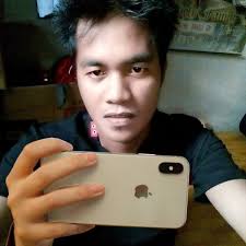 Tamad ako sa bahay, pero masipag ako sa trabaho. Ikaw? Sa anong bagay ka  tamad at masipag?