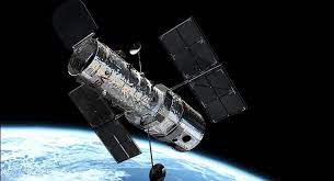 Hubble pun kemudian mulai mengirim kembali gambar alam semesta pertama yang menakjubkan.bebas dari distorsi atmosfer, hubble memiliki resolusi 10 kali lipat dari observatorium berbasis darat. Semua Yang Anda Perlu Ketahui Mengenai Teleskop Angkasa Hubble Meteorologi Rangkaian