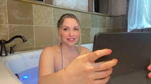 Mia Malkova's SHAMELESS hot tub stream on twitch! Full VOD - YouTube