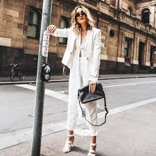 A Financial Adviser Answers All The Investing Questions You Dm D Us On Instagram Fashion Outfits Fashion White Jacket Outfit