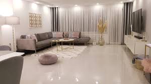 Gri koltuk takımına uygun perde modelleri ve duvar boyası için en uygun renk pembedir. I Pinimg Com Originals Ee E8 F9 Eee8f90db22c49f