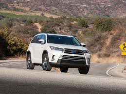 From hybrid suvs to hybrid city cars, we offer a range of nine distinctive models to suit every lifestyle. Used Suvs With The Best Gas Mileage Autobytel Com