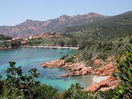 Corsica Golfe Le Golfe De Girolata En Corse Est La Replique Miniature Du Golfe De Porto Situe Juste A Cote Il Est B Tourisme Paysage Corse Corse Du Sud