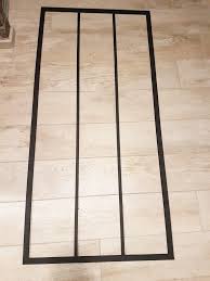 Il Est Possible D Apporter Quelques Variantes En Utilisant Une Autre Couleur De Pein Relooker Porte Interieur Customiser Porte Interieure Deco Porte Interieure