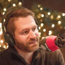 Homes burn as wildfire hits Kelowna, B.C., area