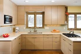 Seperti apa yanng pembaca tahu bahwa bangunan rumah membentuk salah 1 elemen kepentingan sentral makhluk. 5 Gambar Desain Interior Dapur Minimalis Modern Fokus Interior