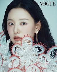 Kim Ji-won x BVLGARI for Vogue Korea February 2025 Special Cover  (photographed by Jongha Park/styled by Jin Lim) : r/whatthefrockk