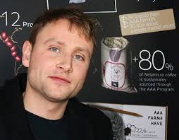 Последние твиты от max riemelt (@maxriemelt). Orgien Fehler Und Die Wachowskis Max Riemelt Im Tele Interview Interviews Tele At