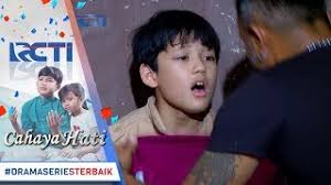 Cahaya hati tiba tiba yusuf dan azizah pingsan 1 agustus 2017. Cahaya Hati Bahaya Nih Si Yusuf Mau Diculik 11 Agustus 2017