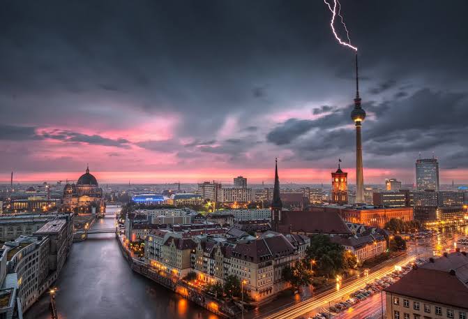 Berlin - The Travel Photography Guide