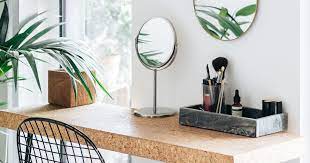 Wir zeigen ihnen, wie sie ihre strähnchen selber machen können. Make Up Aufbewahrung 5 Tipps Um Chaos Zu Reduzieren