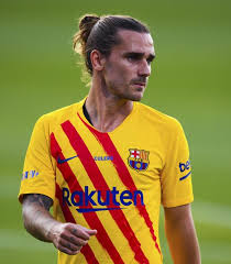 Antoine griezmann looks set to miss the rest of the season afer barcelona said on. Antoine Griezmann Has Perfected The Role Of Ignored Younger Sibling With Barcelona The18