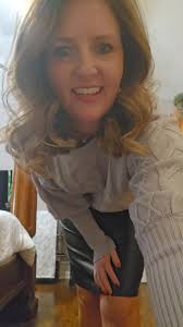 OOTD for my daughter's college graduation today. It's been a hot minute  since I've dressed up! #50andfabulous #alabamagirl #happyfriday  #southerngirl #reallife #lifebelike #fridayvibes ...