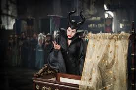 Maleficent – Die dunkle Fee (USA 2014): Disney-Remake mit Botschaften |  Märchen im Film