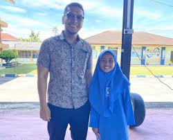 Elakkan memberikan jawapan secara umum. Enggan Terima Duit Cikgu Jawapan Pelajar Ini Buat Ramai Kagum Neelofa Pun Dia Pernah Menangis Tak Mahu Kecewakan Guru Viral Mstar