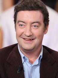 Oct 13, 2018 · au poste!'s surface simplicity can be deceiving. Au Poste Comedie Sur Tele 7 Jours