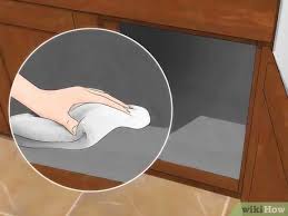 3 ways to clean wood kitchen cabinets